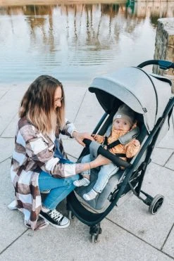 4Baby Smart 2.0 Beige Wandelwagen Incl. Beenkap -KinderReisWereldNederland 4baby smart 2.0 grey wandelwagen incl. beenkap 11 2
