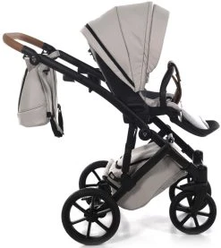 Tako Space Beige Kinderwagen Incl. Tas 02 -KinderReisWereldNederland Tako Space Beige Kinderwagen incl. Tas 02 10