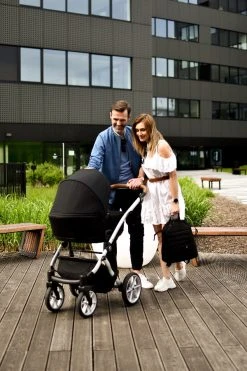 Tako Space Black Kinderwagen Incl. Tas 04 37 Tako Space Black Kinderwagen Incl. Tas 04 -KinderReisWereldNederland Tako Space Black Kinderwagen incl. Tas 04 19