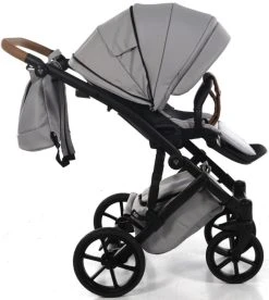 Tako Space Grey Kinderwagen Incl. Tas 01 -KinderReisWereldNederland Tako Space Grey Kinderwagen incl. Tas 01 15
