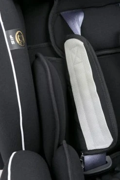 Babygo Sira Zwart Isofix Autostoel 9-36 Kg 3753 -KinderReisWereldNederland babygo sira zwart isofix autostoel 9