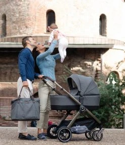 Cangaroo Macan Black 3-in-1 Combi Kinderwagen Incl. Autostoel 2826 -KinderReisWereldNederland cangaroo macan grey 3 in 1 combi kinderwagen incl. autostoel 2819 8