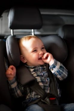 Ding Cruz Black 360° Isofix Autostoel 0-36kg DI-101919 -KinderReisWereldNederland di 101919 lifestyle 04a 3