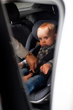 Ding Mace Red 360° I-Size Autostoel 0-36kg DI-111918 27 Ding Mace Red 360° I-Size Autostoel 0-36kg DI-111918 -KinderReisWereldNederland di 111917 lifestyle 01 2