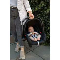 Ding Juna Black/Rose 3-in-1 Combi Kinderwagen Incl. Autostoel DI-381708 -KinderReisWereldNederland ding autostoel marly juna sfeer2