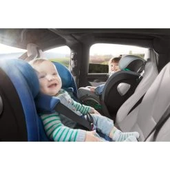 Ding Mace Black 360° I-Size Autostoel 0-36kg DI-111916 -KinderReisWereldNederland ding mace 360 i size autostoel 0 36kg di 111916 1