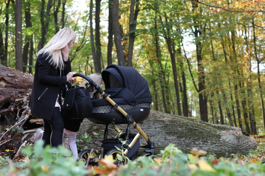 Baby Merc Faster 3 Black/Gold Limited Edition Kinderwagen Incl. Autostoel L143 7 Baby Merc Faster 3 Black/Gold Limited Edition Kinderwagen Incl. Autostoel L143 - Afbeelding 7