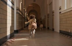 Jollein Boucle Biscuit Rugtasje 057-591-66067 -KinderReisWereldNederland jollein boucle rugtasje 3 1