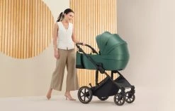 Kinderkraft Prime 2 Shadow Grey 3-in-1 Kinderwagen Incl. Autostoel KSPRIM02GRY3000 -KinderReisWereldNederland kinderkraft prime 2 kinderwagen sfeerfoto 2 2