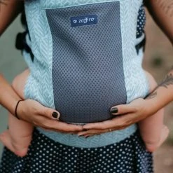 Zaffiro City Air Graphite Leaves Ergonomische Draagzak 7381 -KinderReisWereldNederland zaffiro city air beige leaves draagzak 7398 2 1